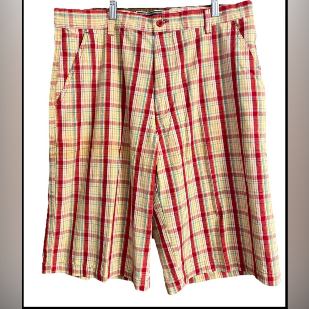 Chino Shorts Mens 38 Cream/Khaki/Red Cotton Plaid Casual Pockets Belt Loops